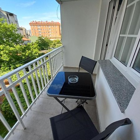 Precioso apartamento a 1 minuto de la playa Ribeira Exterior foto