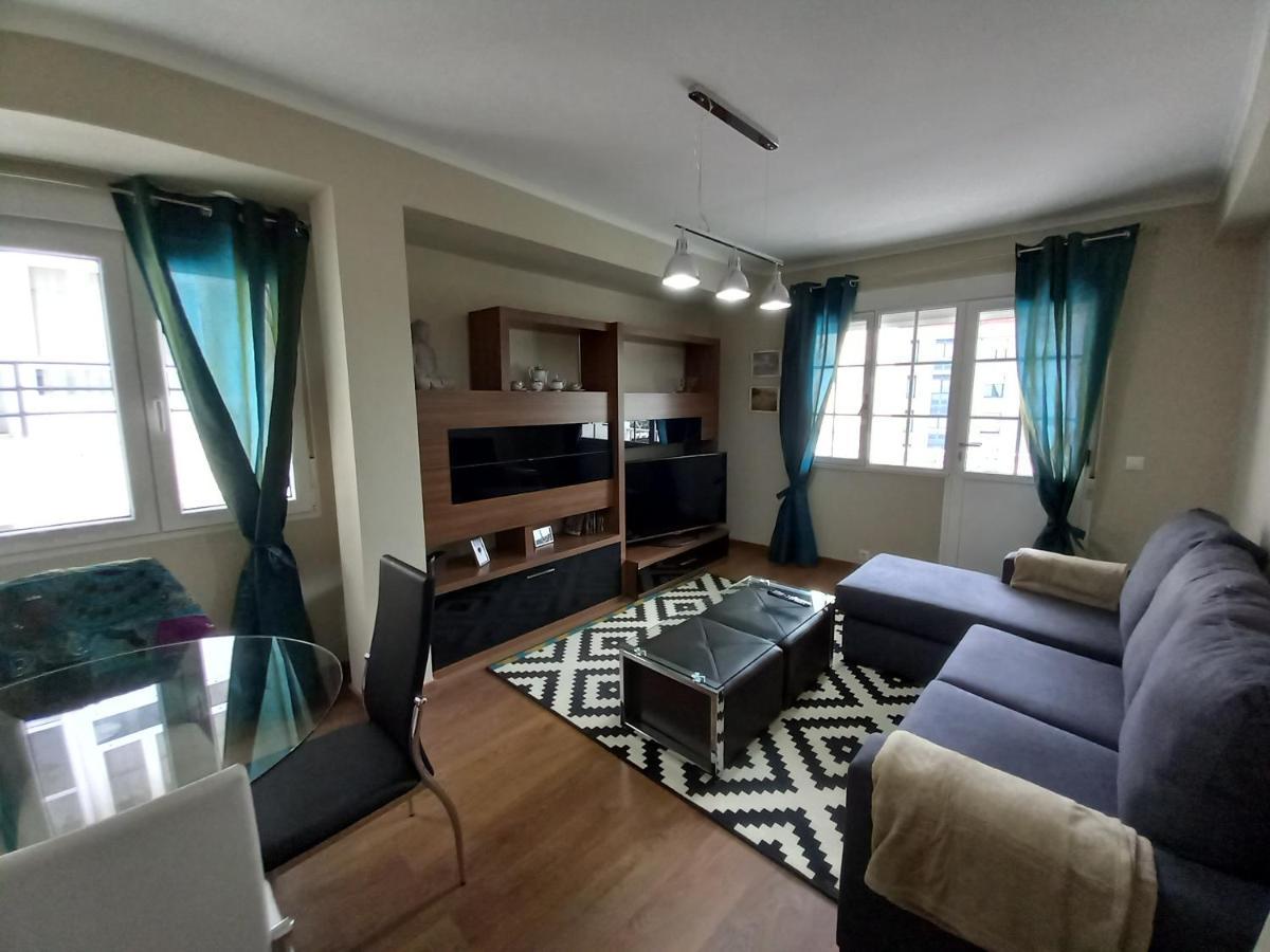 Precioso apartamento a 1 minuto de la playa Ribeira Exterior foto